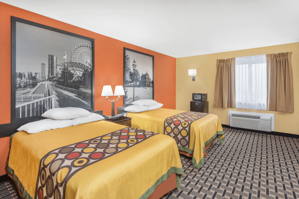 Basic Room, 2 Double Beds, Non-Smoking – Anna photo 1