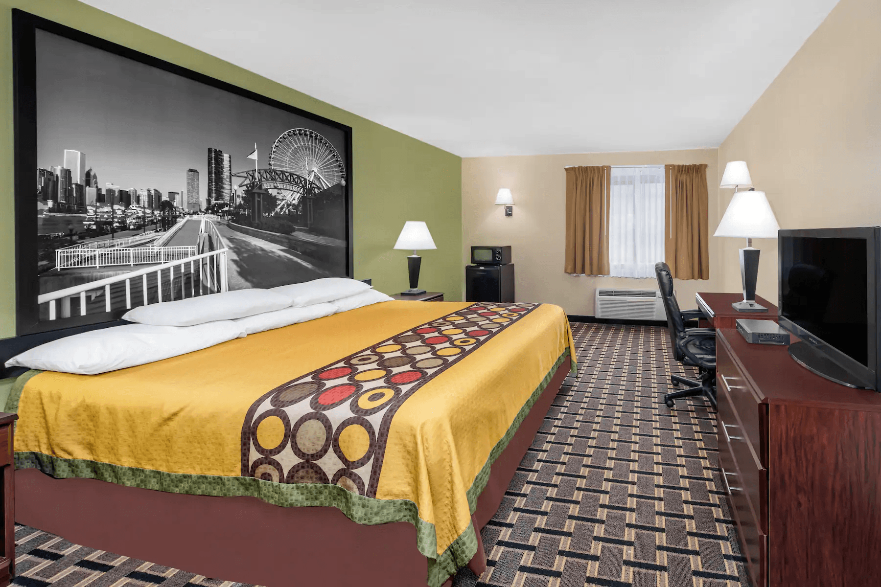 Basic Room, 1 King Bed, Non-Smoking β Anna