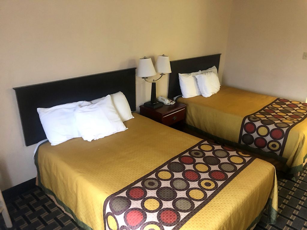 2 Double Beds, Non-Smoking – Vienna photo 5